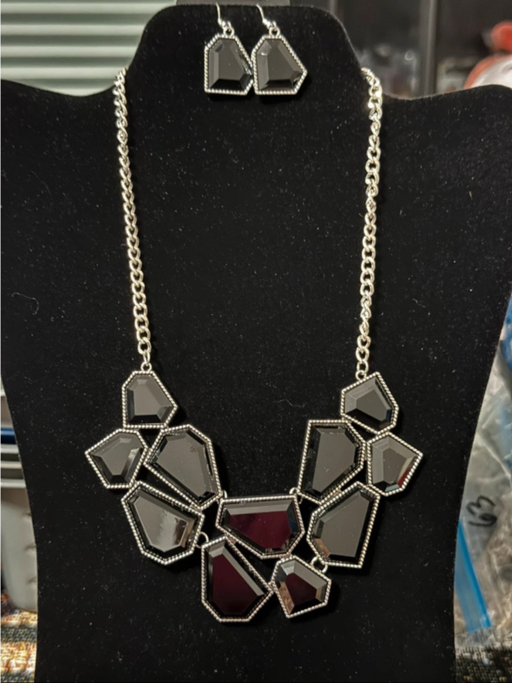 Faceted Black Statement Necklace and Earring Set - Unbranded